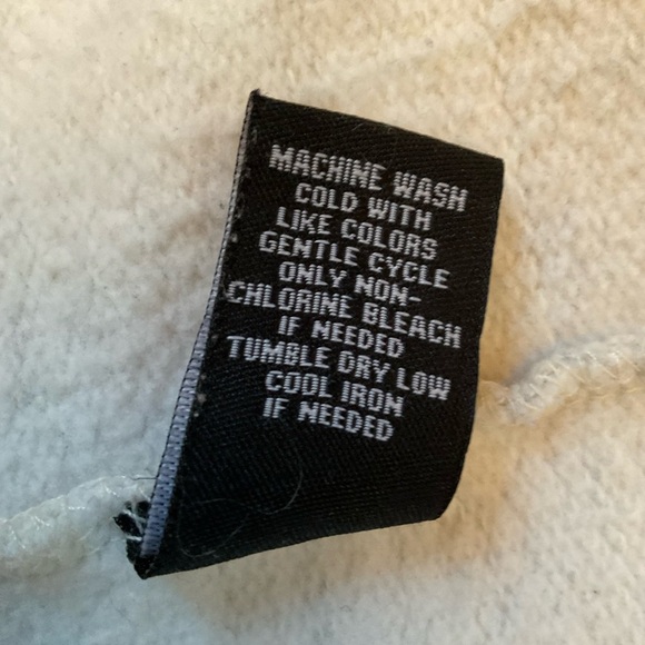 Carbon Size Medium Gray Hoodie With Drawstring Turtle Neck Thick Soft Material - Picture 4 of 16